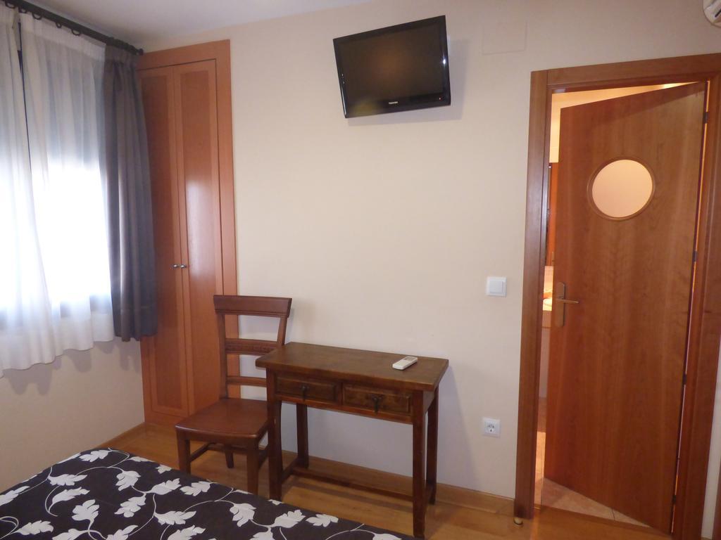 Hostal La Perdiz Sonseca Eksteriør billede